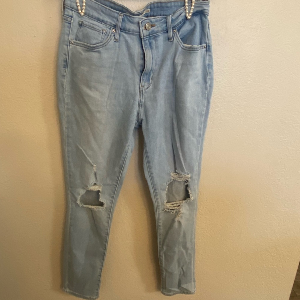 Levi jeans